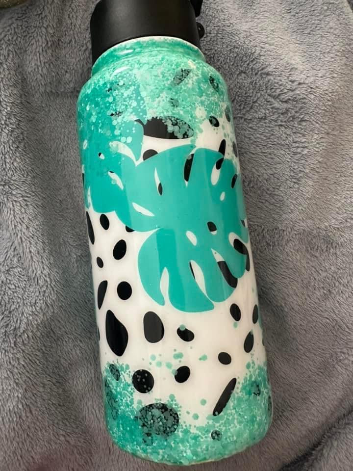 Custom epoxy hydro bottle - 32oz