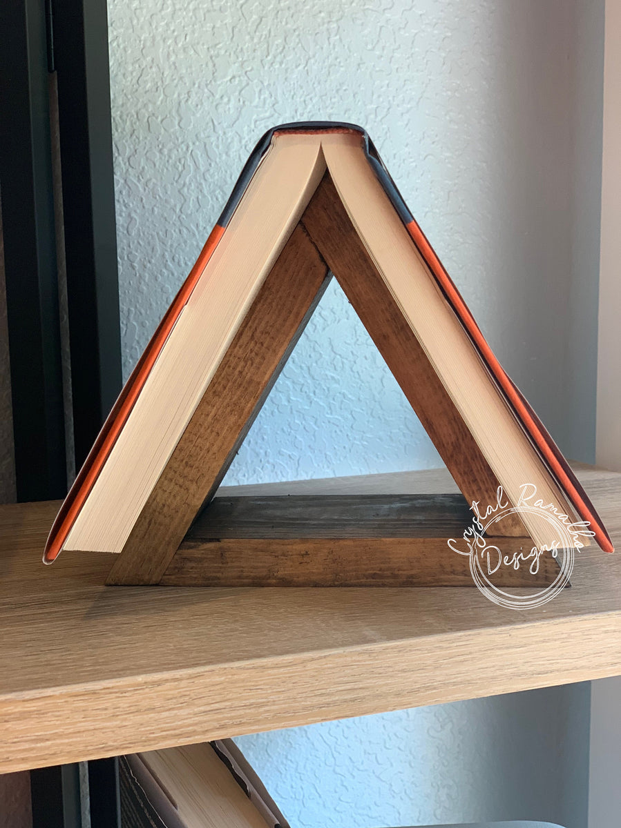 This Triangular Wooden Book-holder and Bookmark Is Perfect For Any